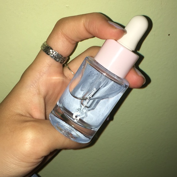 glossier acne serum